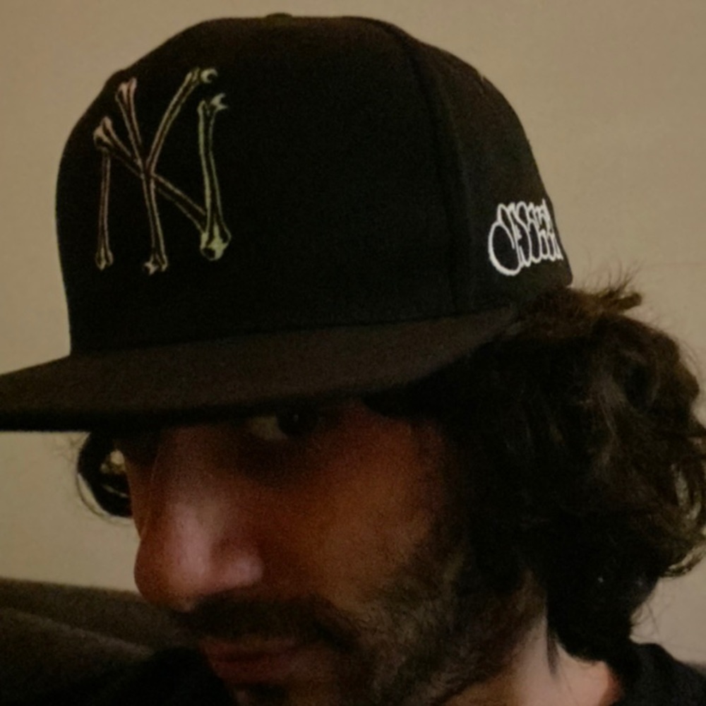 Bones yankees hat